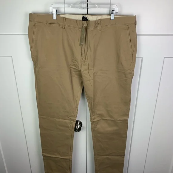 NWT J Crew Men’s Size 44 x 34 484 Slim-fit stretch chino pant Khaki - Picture 6 of 9